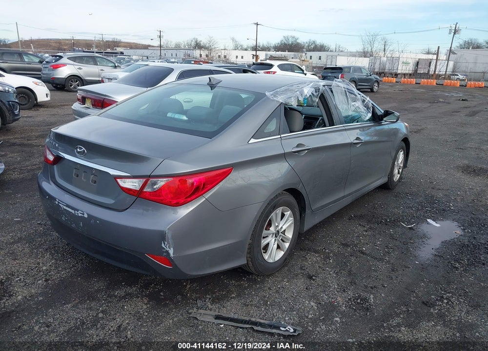 2014 HYUNDAI SONATA GLS VIN: 5NPEB4AC3EH849176