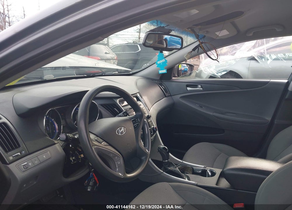 2014 HYUNDAI SONATA GLS VIN: 5NPEB4AC3EH849176