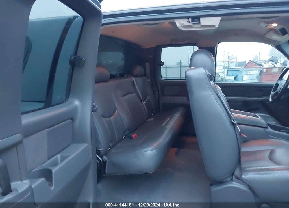 2006 CHEVROLET SILVERADO 1500 LT2 VIN: 1GCEK19B66E109391