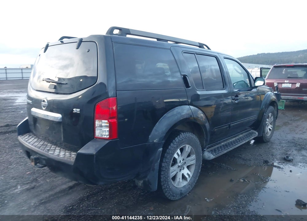 2010 NISSAN PATHFINDER SE VIN: 5N1AR1NB8AC626076