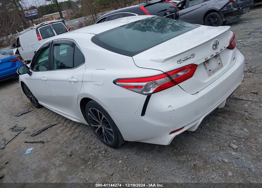 2020 TOYOTA CAMRY SE VIN: 4T1G11AK2LU361448