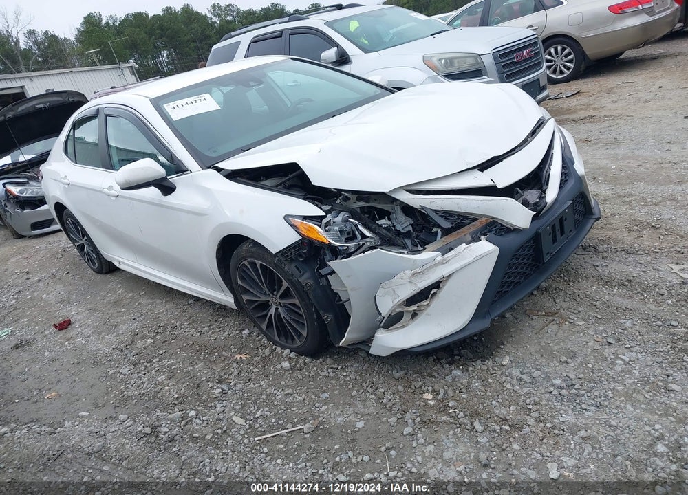 2020 TOYOTA CAMRY SE VIN: 4T1G11AK2LU361448