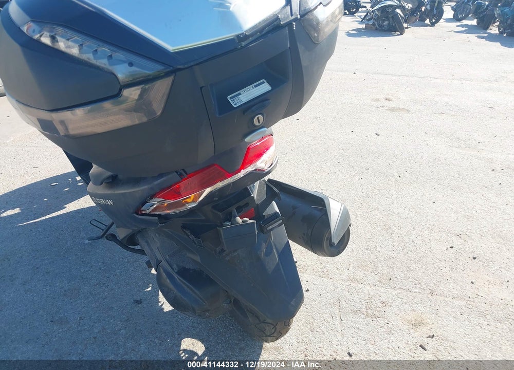 2019 SUZUKI AN400 A VIN: JS1DU11E2K7100059