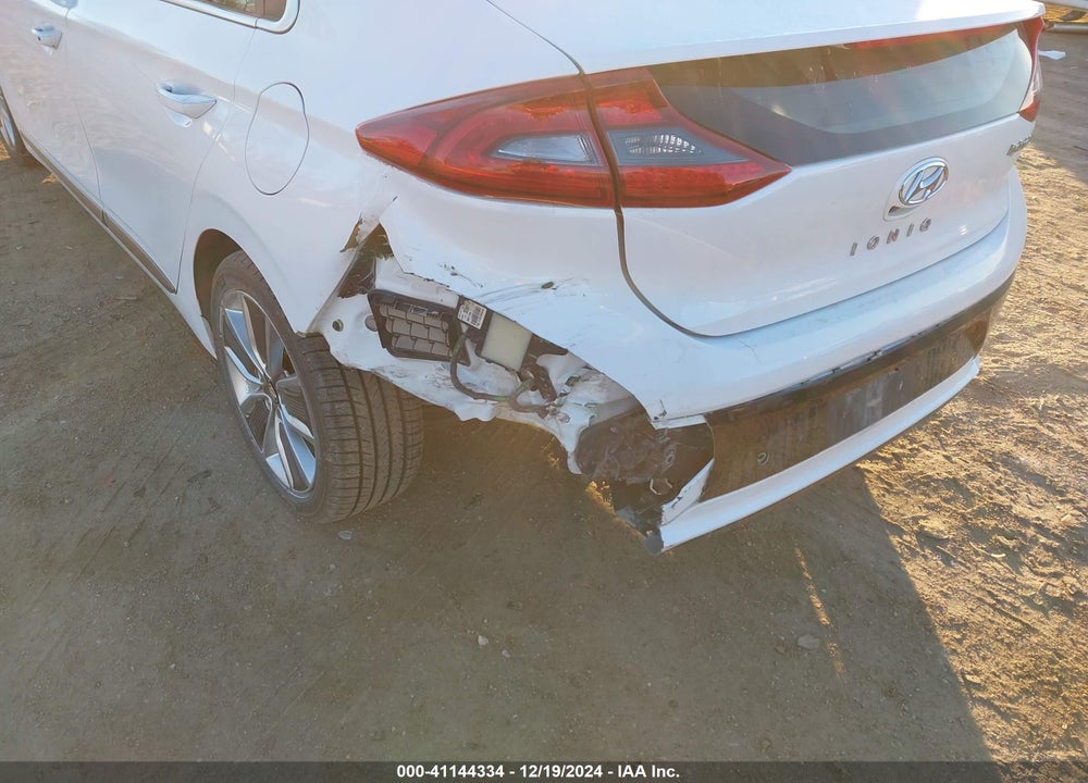 2017 HYUNDAI IONIQ HYBRID LIMITED VIN: KMHC05LC4HU023524