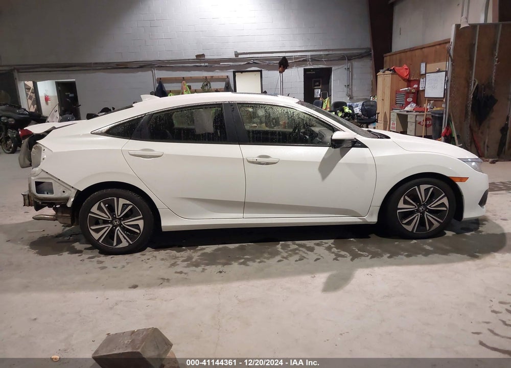 2018 HONDA CIVIC EX-T VIN: JHMFC1F38JX037300