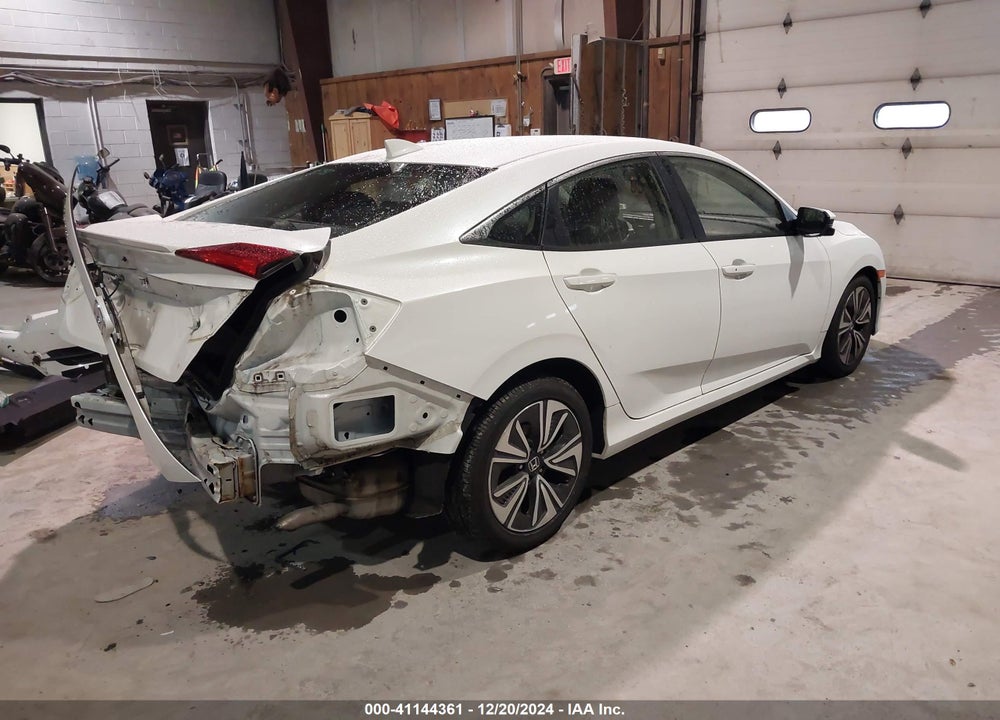 2018 HONDA CIVIC EX-T VIN: JHMFC1F38JX037300