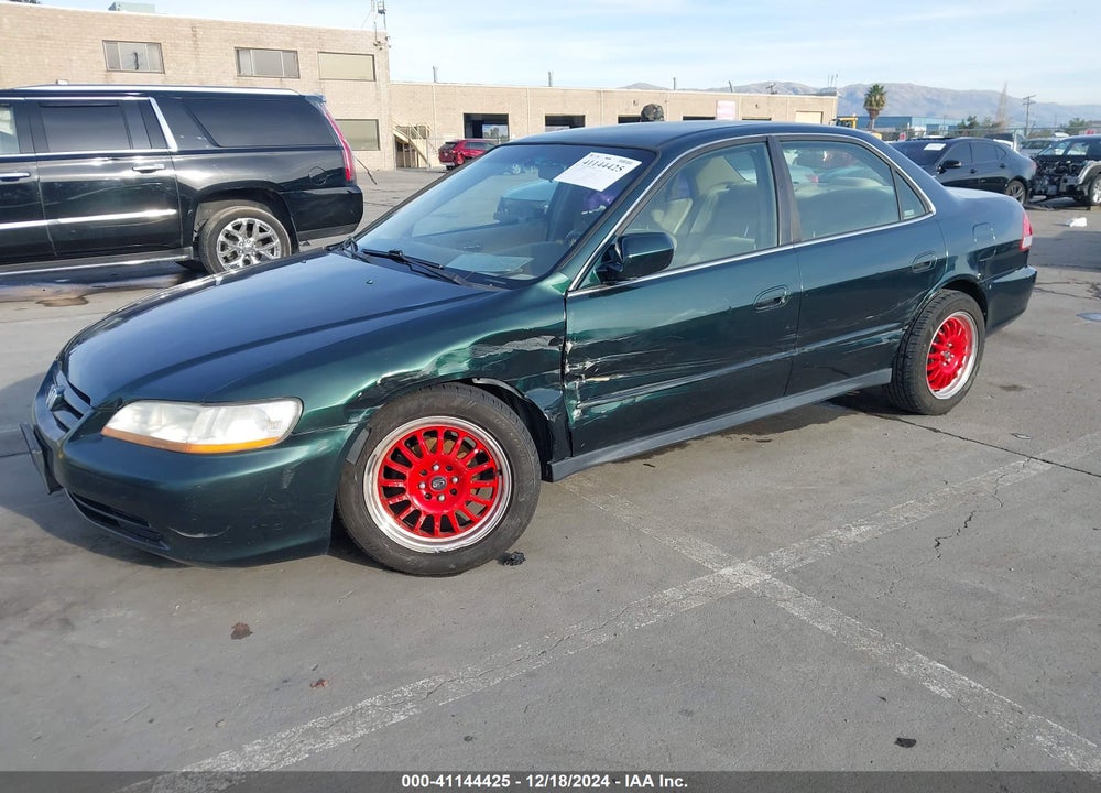 2001 HONDA ACCORD 2.3 LX VIN: JHMCG66501C018432