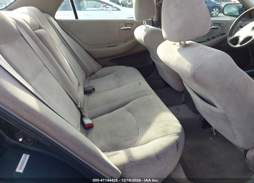 2001 HONDA ACCORD 2.3 LX VIN: JHMCG66501C018432