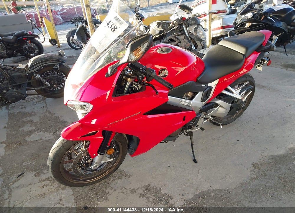 2014 HONDA VFR800 F VIN: JH2RC7911EK000854