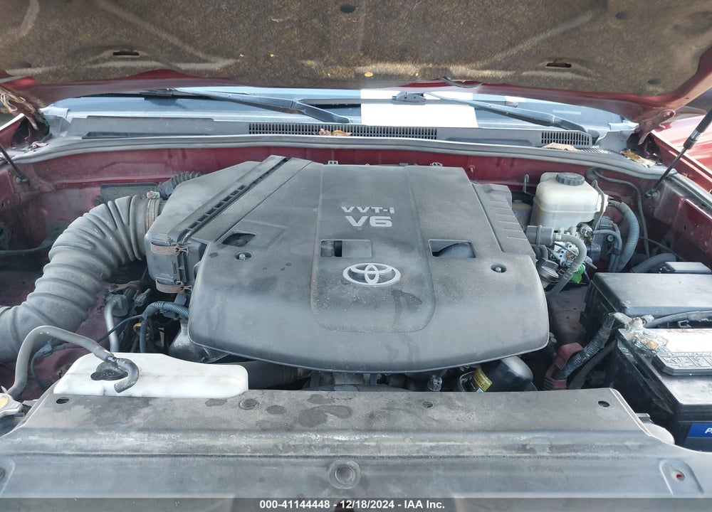 2005 TOYOTA 4RUNNER SR5 V6 VIN: JTEBU14R558040185