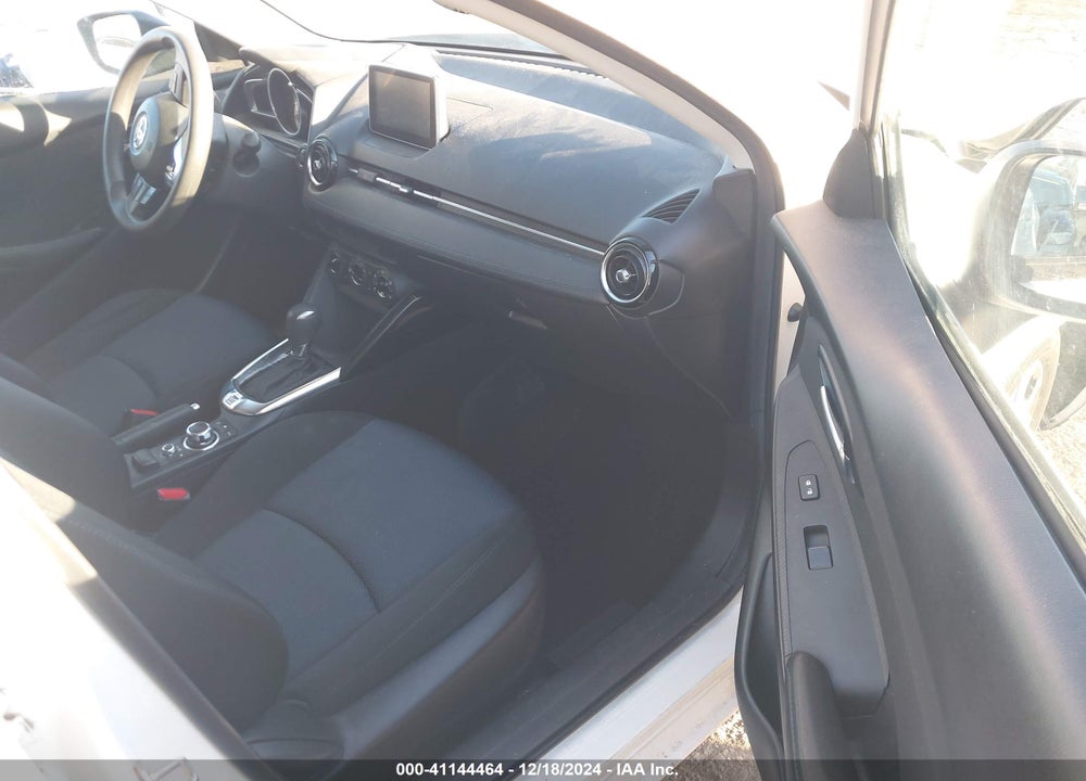 2017 TOYOTA YARIS IA VIN: 3MYDLBYV5HY164965