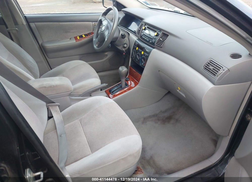 2008 TOYOTA COROLLA LE VIN: 2T1BR32E38C895543