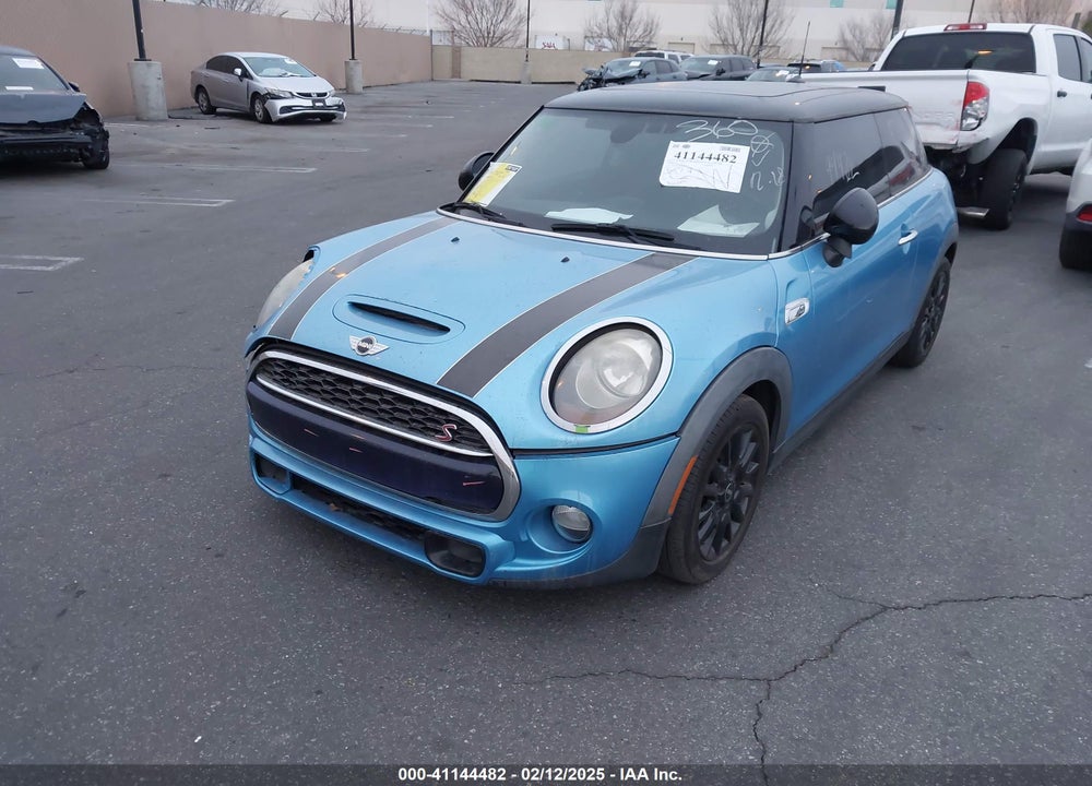 2015 MINI HARDTOP COOPER S VIN: WMWXP7C51F2A36920