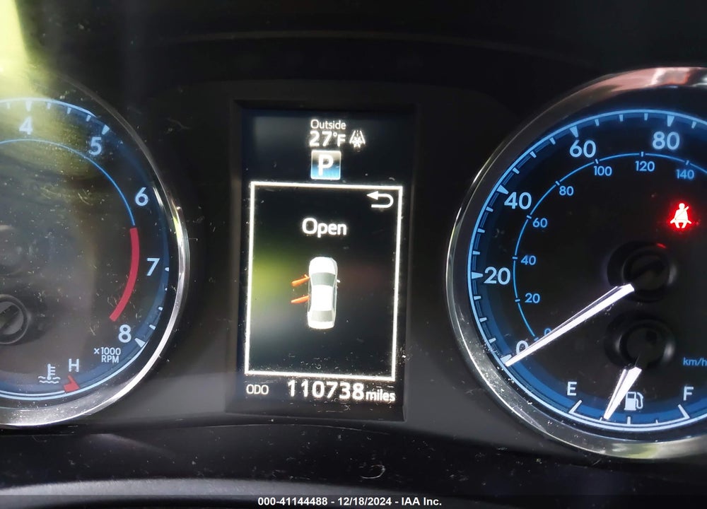 2017 TOYOTA COROLLA SE VIN: 5YFBURHE6HP587467