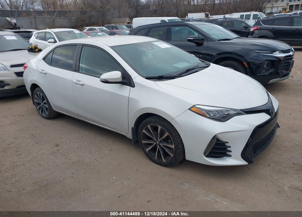 2017 TOYOTA COROLLA SE VIN: 5YFBURHE6HP587467