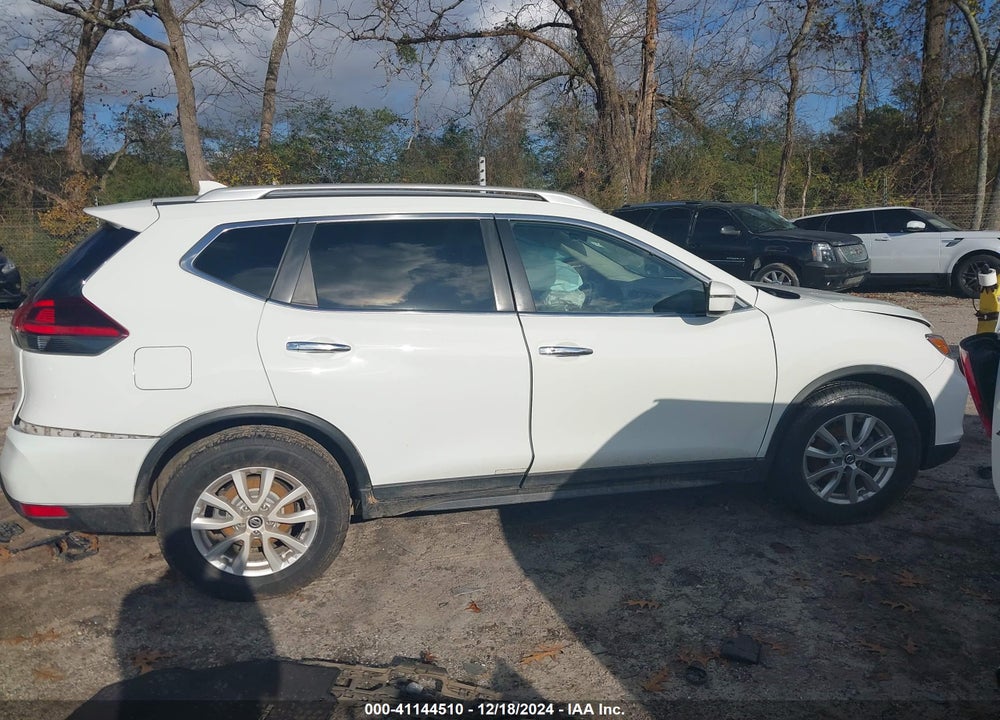 2018 NISSAN ROGUE S/SV VIN: KNMAT2MT6JP599961