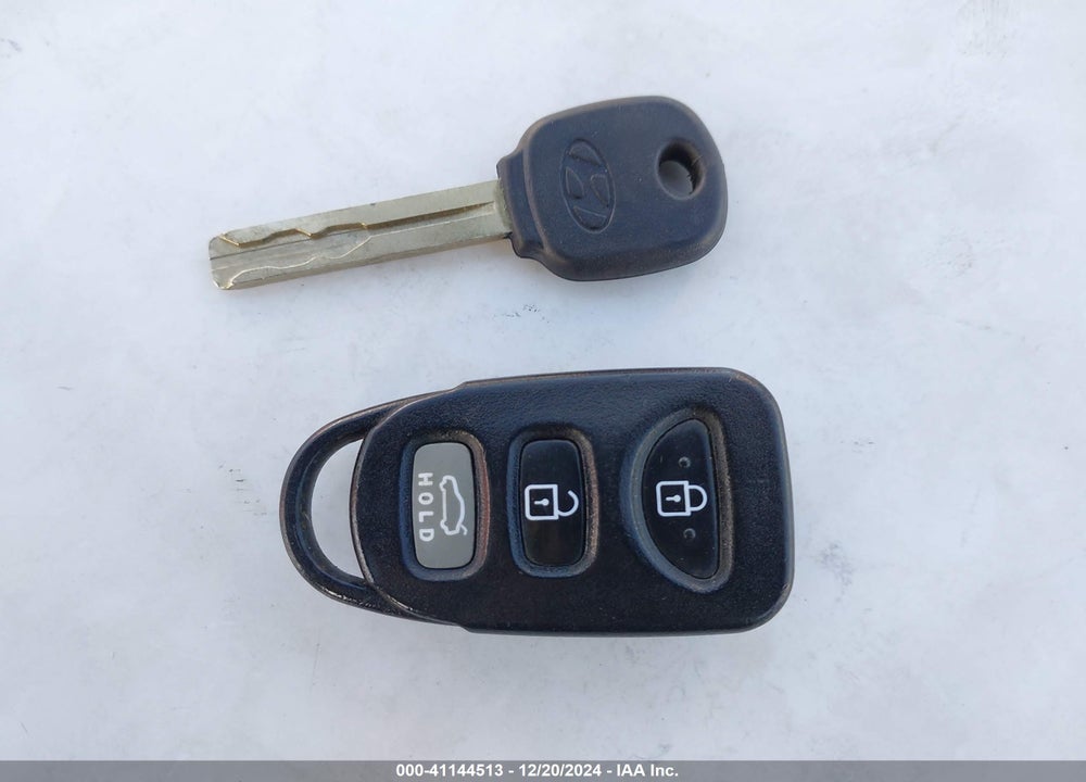 2012 HYUNDAI SONATA GLS VIN: 5NPEB4AC1CH381123