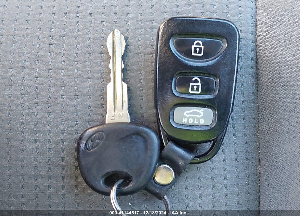2009 HYUNDAI SONATA VIN: 5NPET46C29H436158