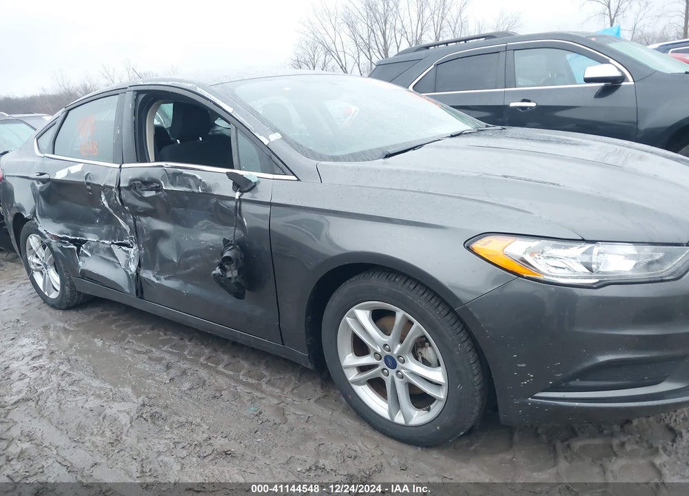 2018 FORD FUSION VIN: 3FA6P0H76JR185282