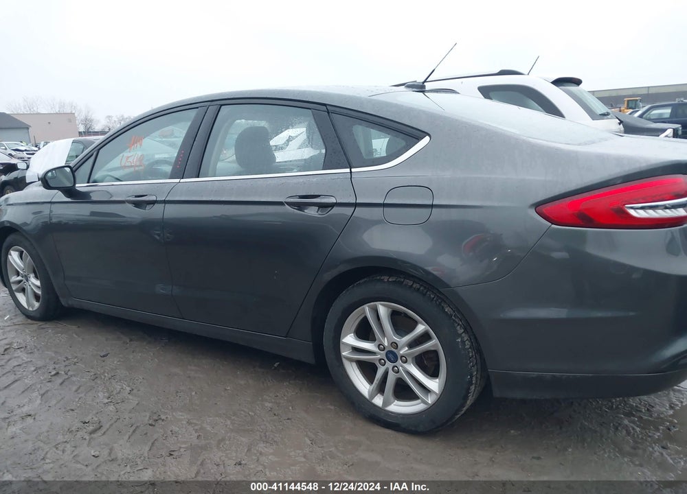 2018 FORD FUSION VIN: 3FA6P0H76JR185282