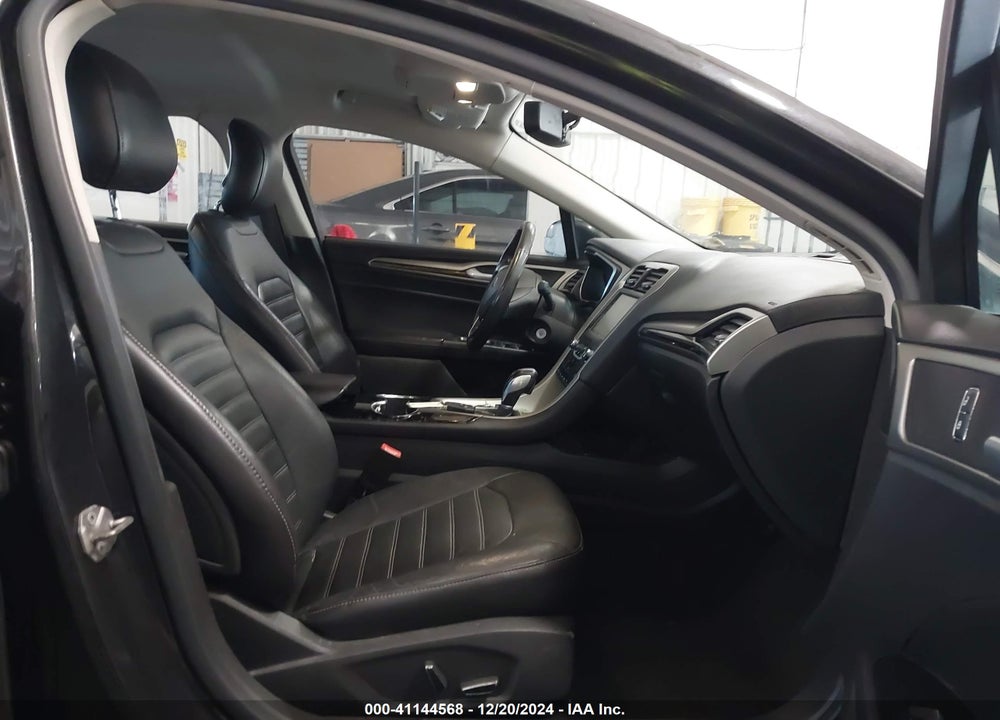 2014 FORD FUSION SE VIN: 3FA6P0HD3ER227161