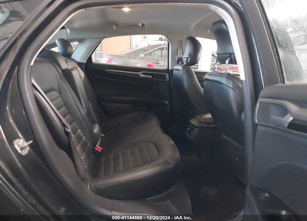 2014 FORD FUSION SE VIN: 3FA6P0HD3ER227161