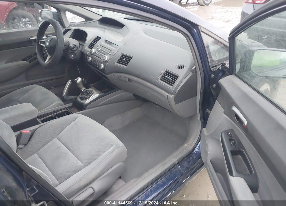 2009 HONDA CIVIC LX VIN: 19XFA15519E003110
