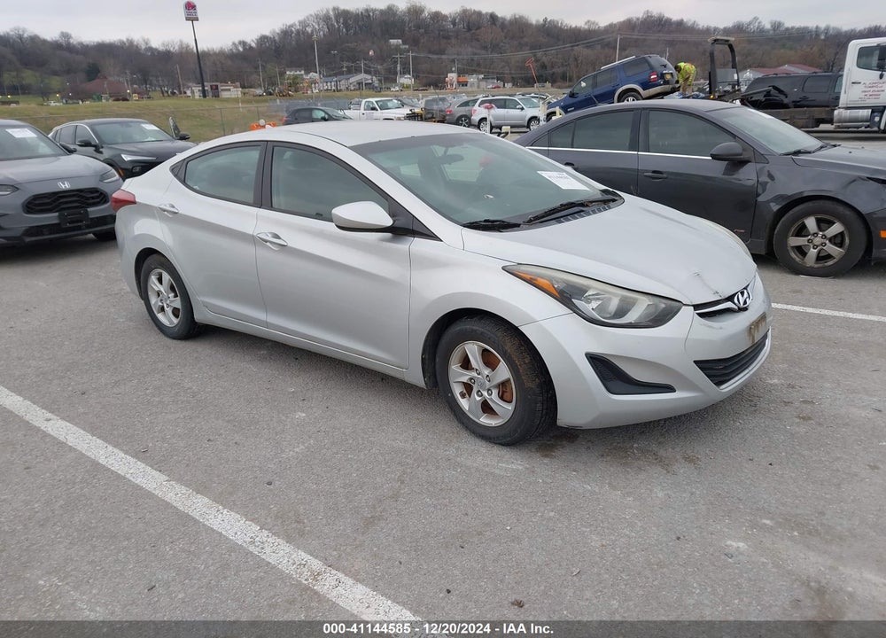 2015 HYUNDAI ELANTRA SE VIN: 5NPDH4AE7FH564459