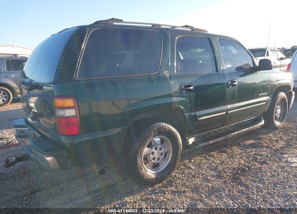 2001 CHEVROLET TAHOE LT VIN: 1GNEC13T21R114904