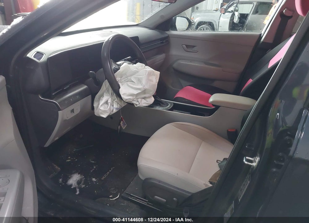 2024 HYUNDAI KONA SEL VIN: KM8HBCAB8RU077604