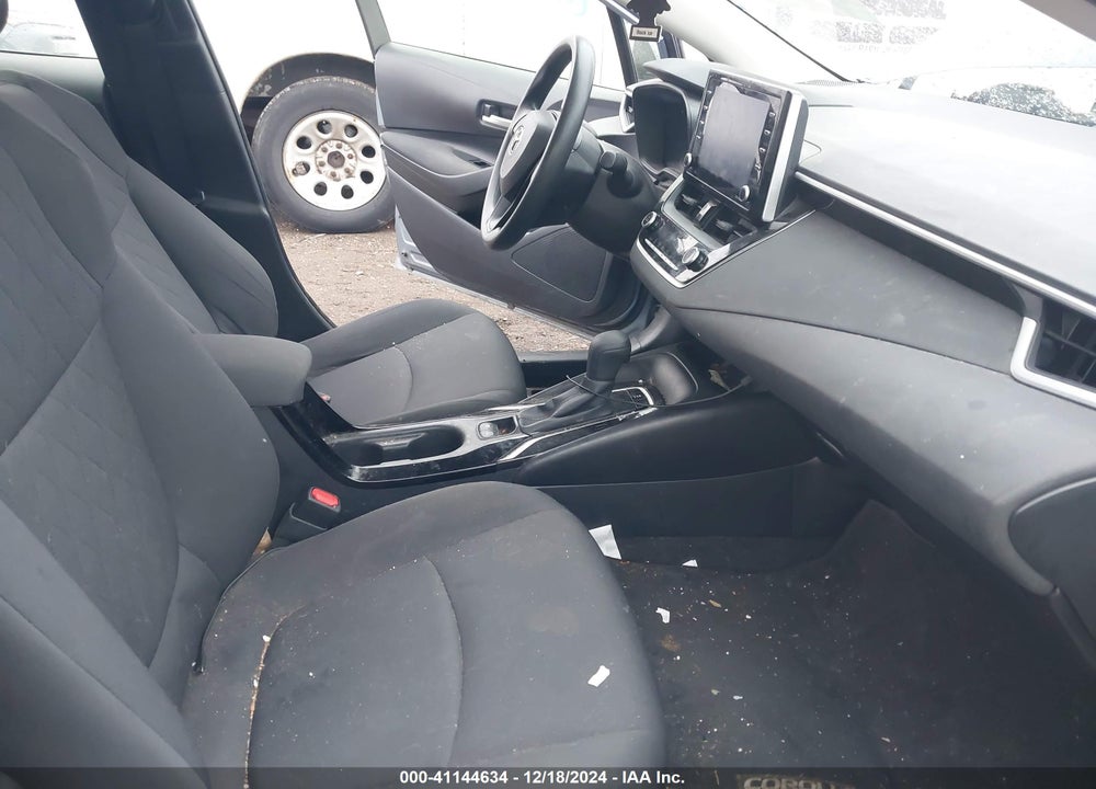 2021 TOYOTA COROLLA LE VIN: JTDVPMAE4MJ142225