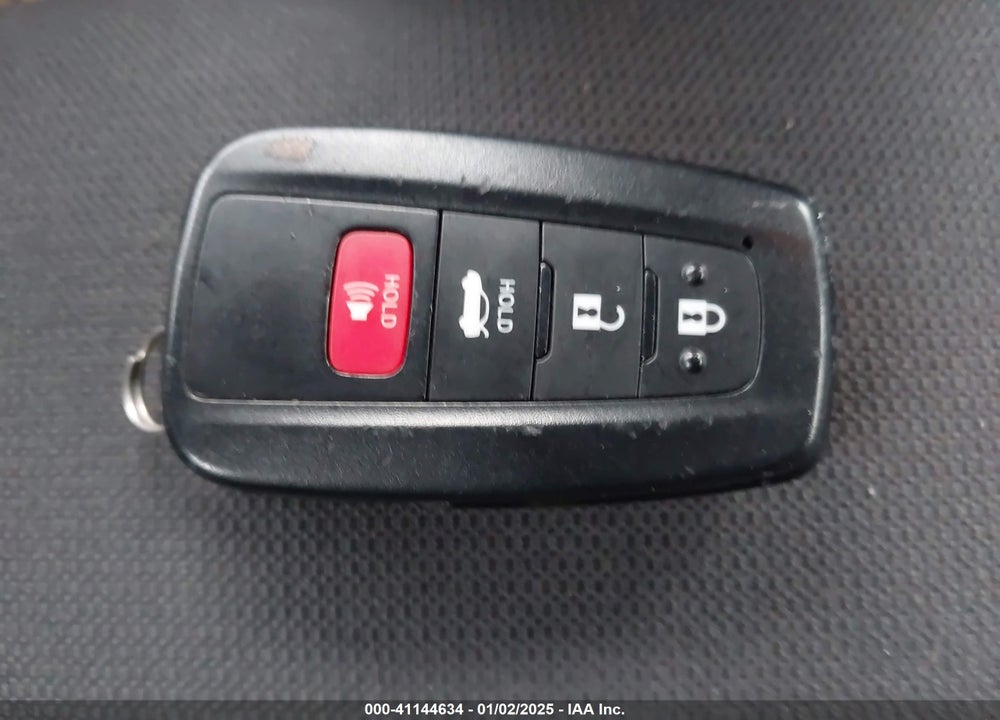 2021 TOYOTA COROLLA LE VIN: JTDVPMAE4MJ142225