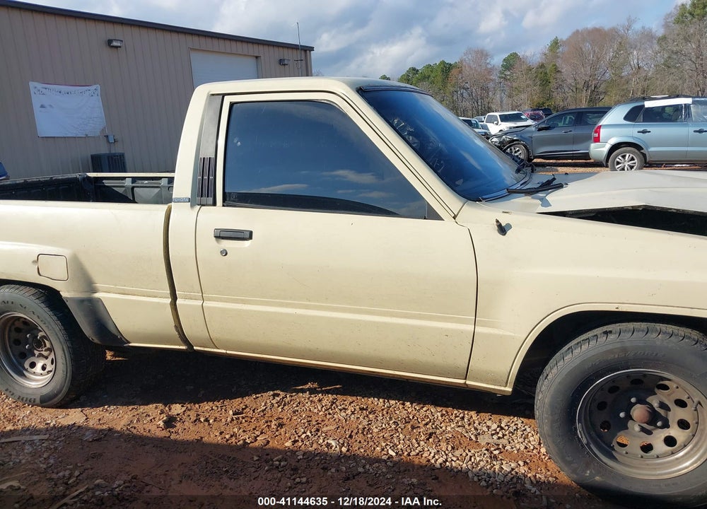 1987 TOYOTA PICKUP 1/2 TON RN50 VIN: JT4RN50R6H0299087
