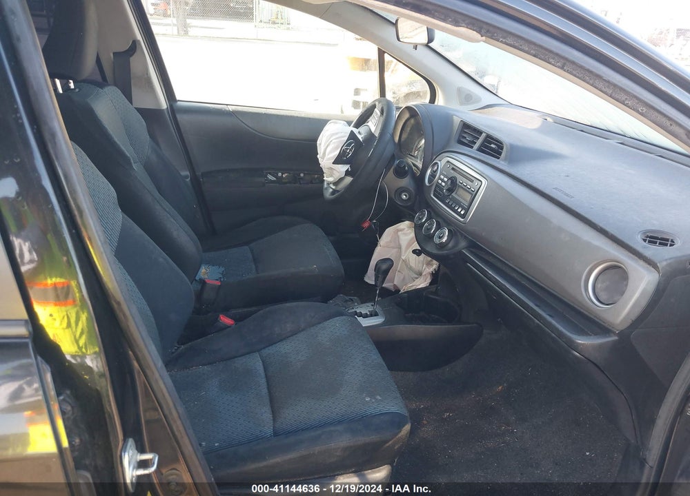 2012 TOYOTA YARIS VIN: JTDKTUD31CD532673