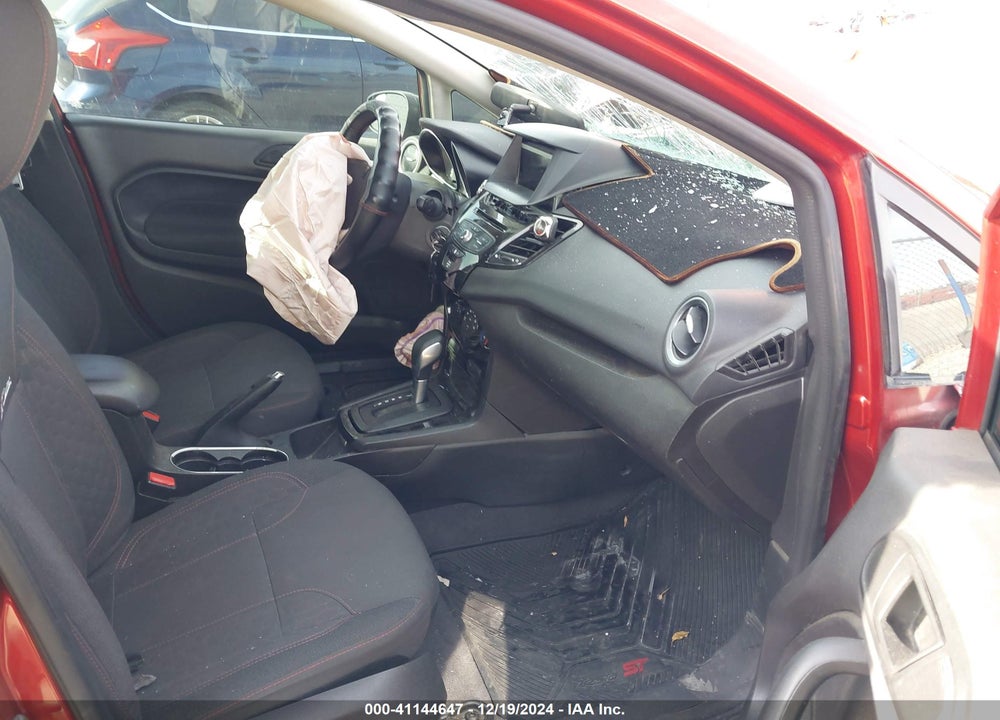 2019 FORD FIESTA ST LINE VIN: 3FADP4DJ0KM130308
