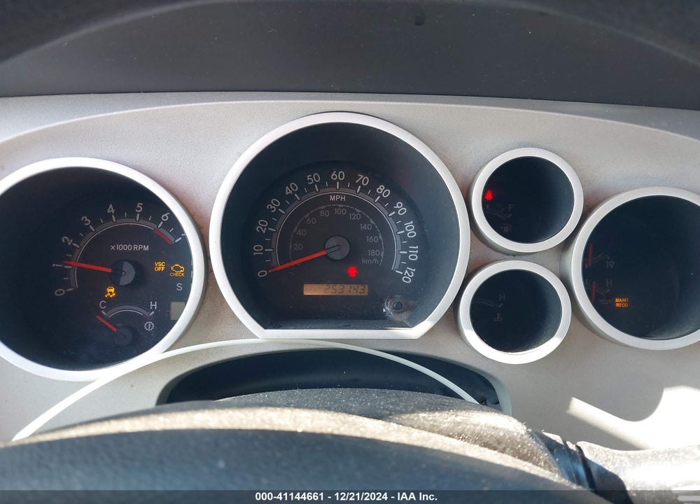 2007 TOYOTA TUNDRA VIN: 5TFBV54167X015422