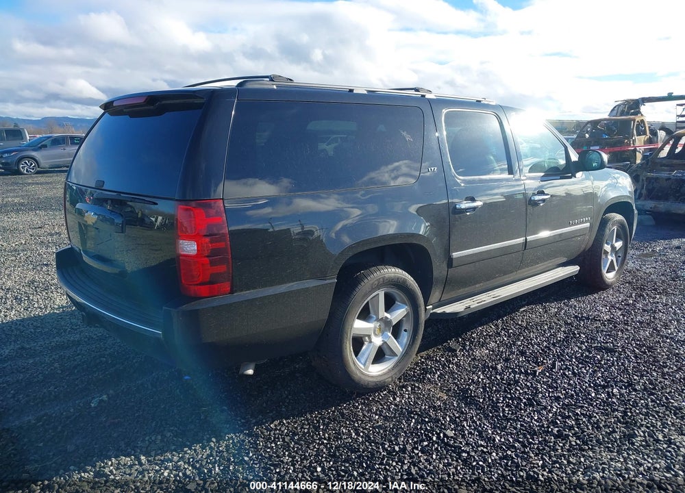2013 CHEVROLET SUBURBAN 1500 LTZ VIN: 1GNSKKE7XDR211929