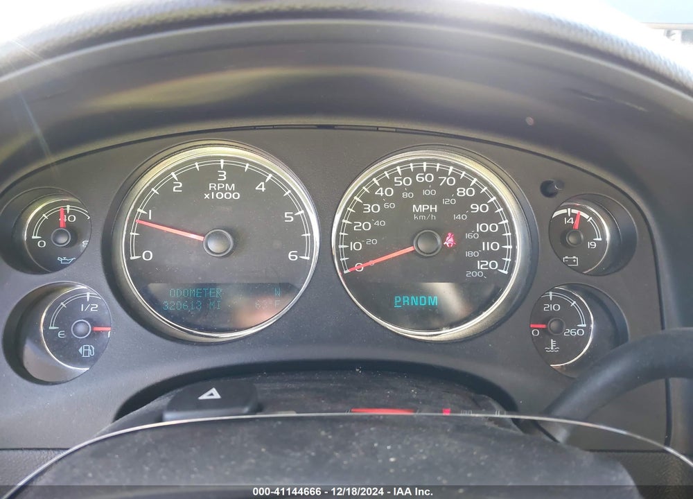 2013 CHEVROLET SUBURBAN 1500 LTZ VIN: 1GNSKKE7XDR211929