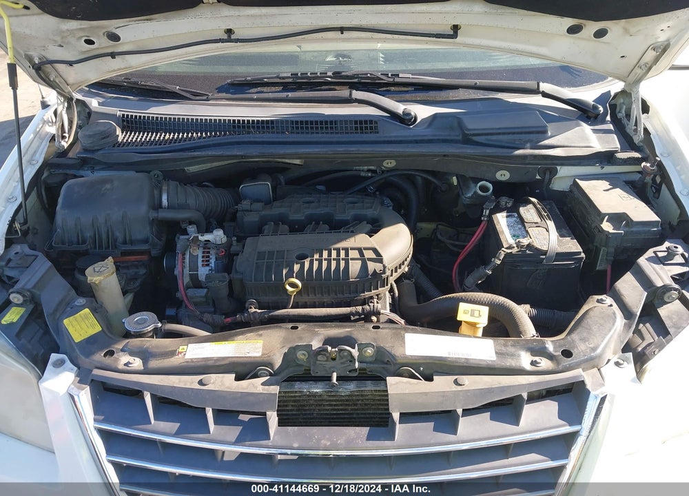 2008 CHRYSLER TOWN & COUNTRY LIMITED VIN: 2A8HR64X48R646882