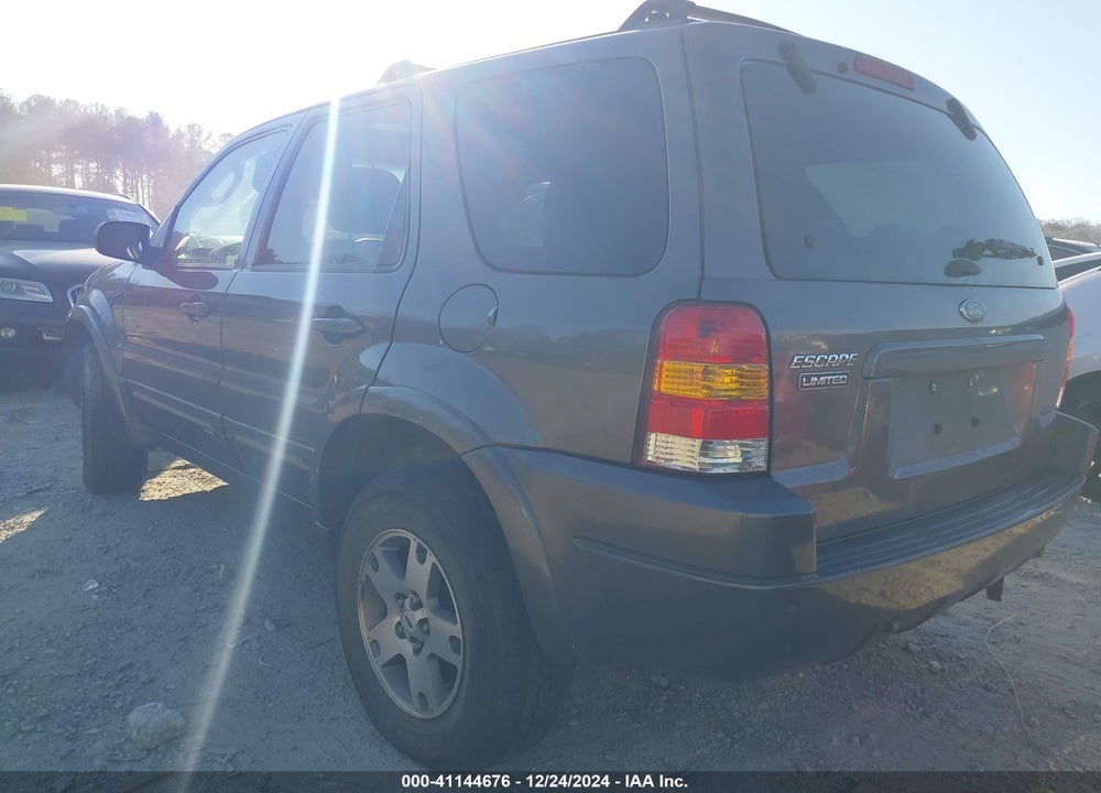 2004 FORD ESCAPE LIMITED VIN: 1FMCU04144KB24881