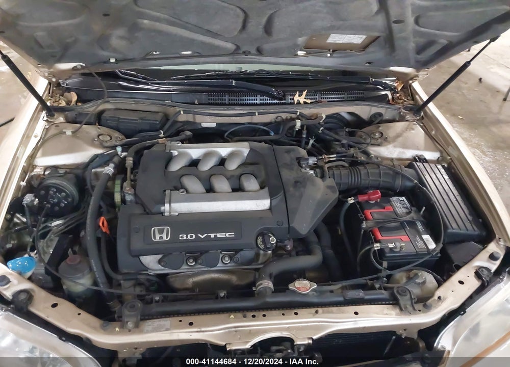 2001 HONDA ACCORD 3.0 EX VIN: 1HGCG16501A070502