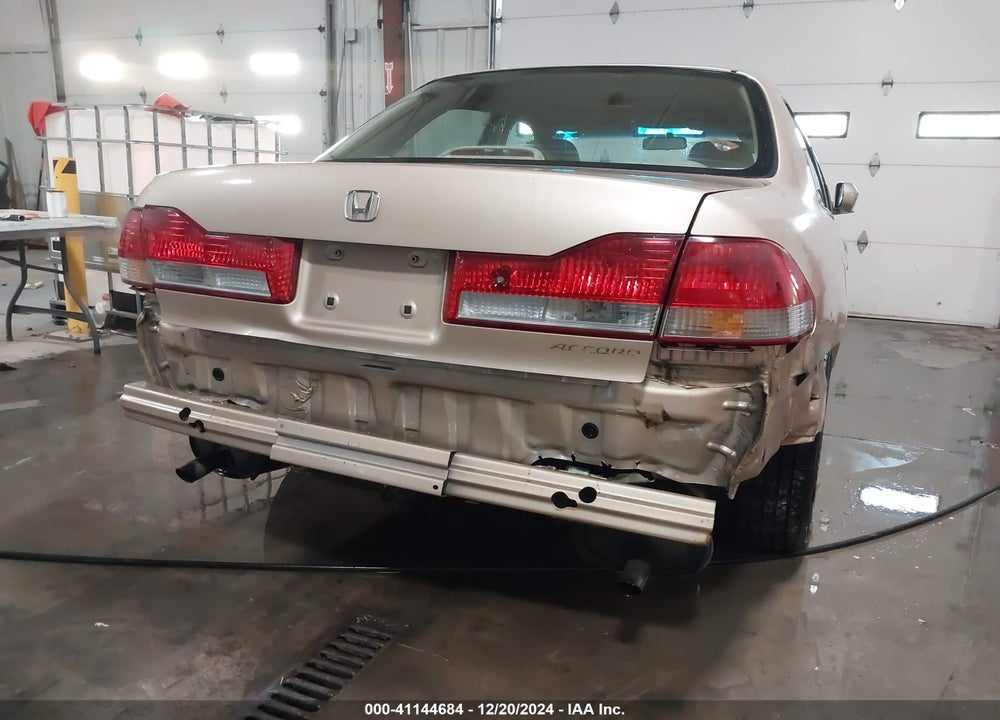 2001 HONDA ACCORD 3.0 EX VIN: 1HGCG16501A070502