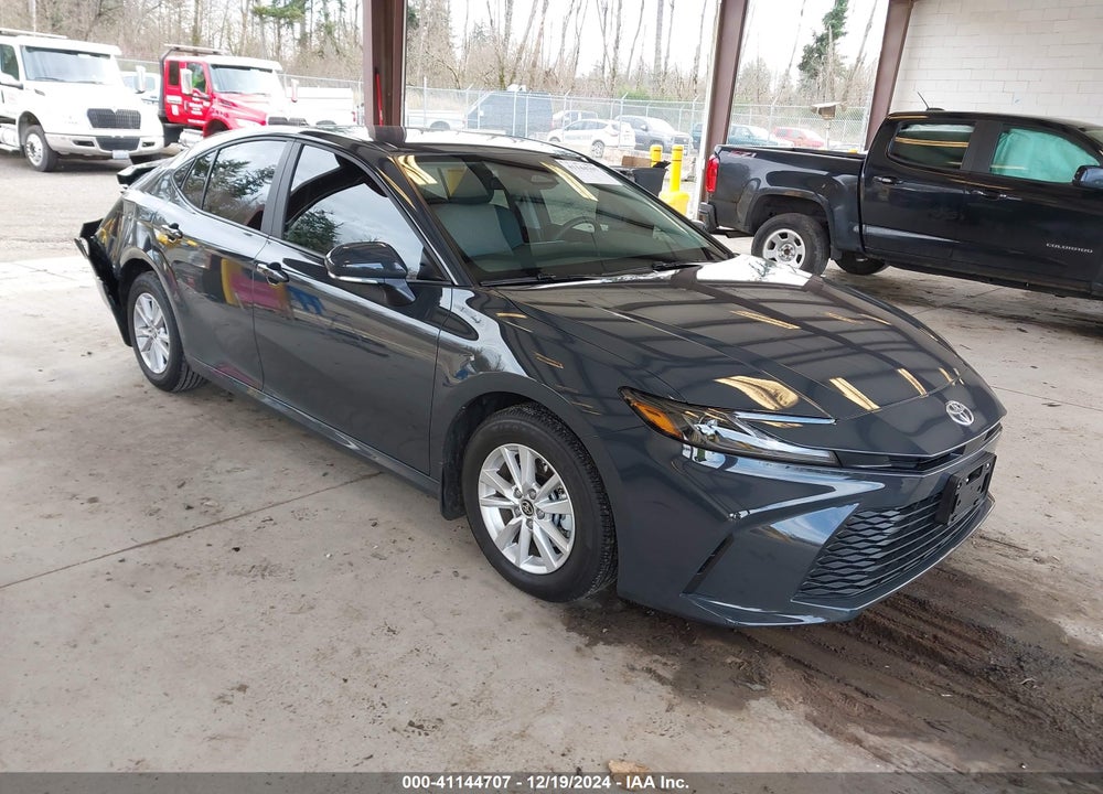 2025 TOYOTA CAMRY LE VIN: 4T1DAACK5SU074247