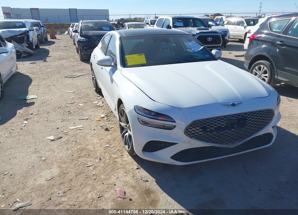 2022 GENESIS G70 2.0T RWD VIN: KMTG34TA7NU103998