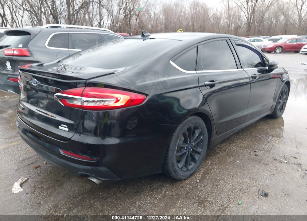 2019 FORD FUSION VIN: 3FA6P0HD8KR231931