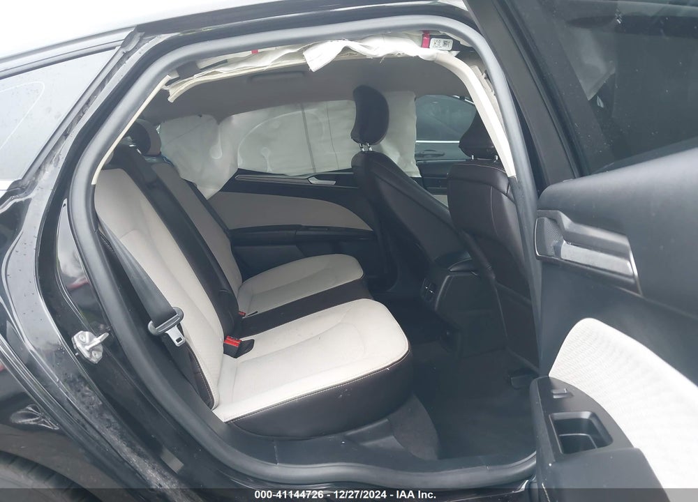 2019 FORD FUSION VIN: 3FA6P0HD8KR231931