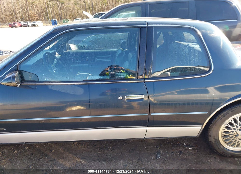 1986 OLDSMOBILE TORONADO BROUGHAM VIN: 1G3EZ57B2GU303655