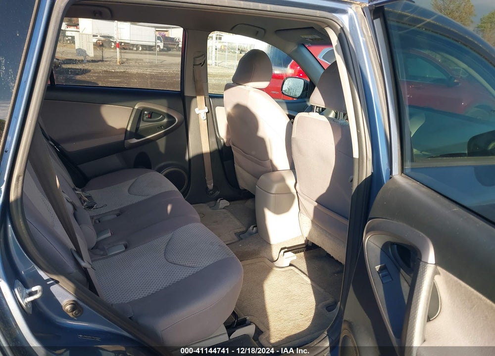 2007 TOYOTA RAV4 VIN: JTMZD33V775049990