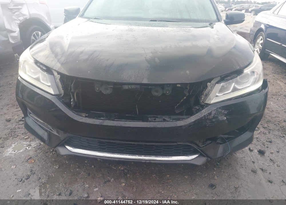 2017 HONDA ACCORD EX-L V6 VIN: 1HGCR3F81HA016782