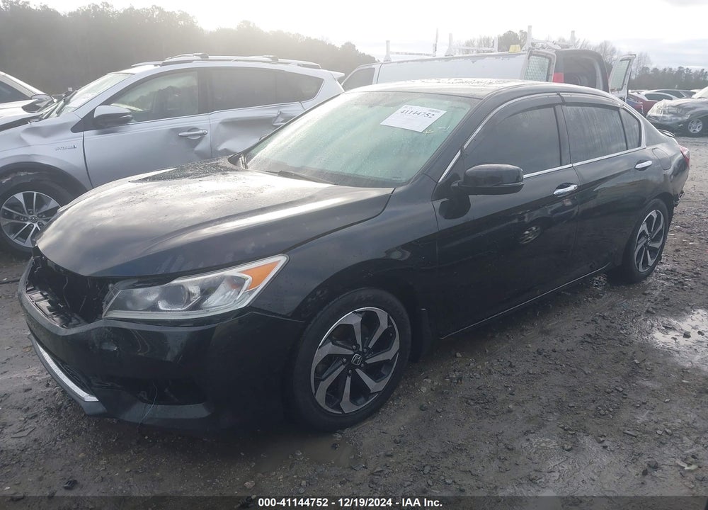2017 HONDA ACCORD EX-L V6 VIN: 1HGCR3F81HA016782